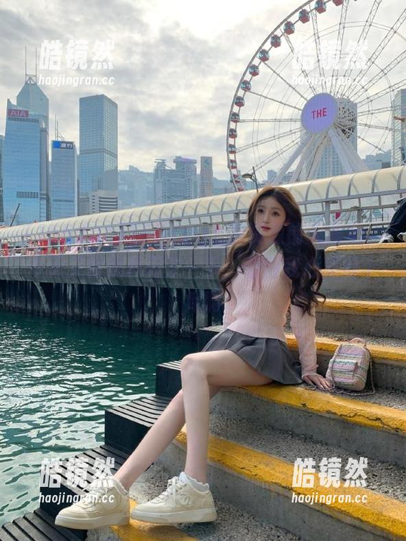 155.fun 155.fun上的资源铺天盖地,今天又被黑料闪了一下,看得我心里那个痒啊