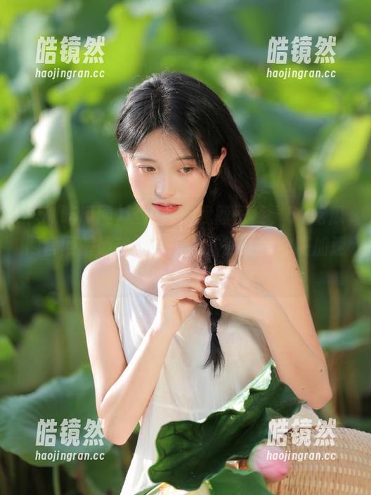 51吃瓜网 这瓜吃得我脖子疼,51吃瓜网官网解锁热门大瓜,看得让我心跳加速!