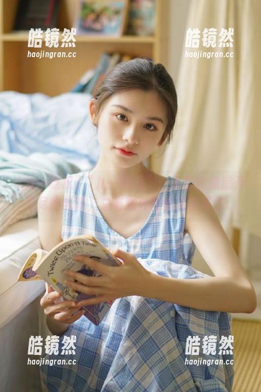 九一吃瓜 “九一吃瓜”:入口就像扇开无尽的故事,总有意外的惊喜在等你。