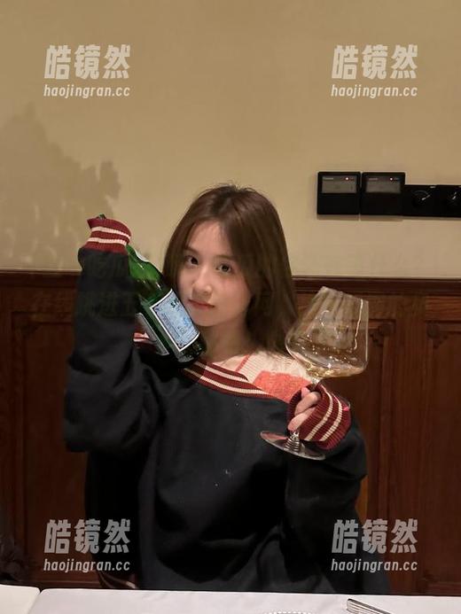 五一吃瓜网 嗨,吃瓜的你还在等什么?在线跳进五一吃瓜网官网,挖掘瓜圈的奥秘吧!