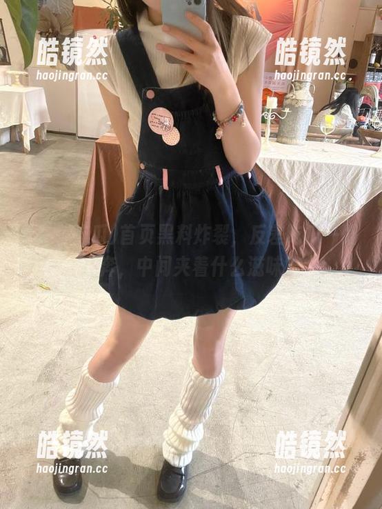 反差吃瓜 首页黑料炸裂,反差吃瓜一路狂奔,中间夹着什么滋味?