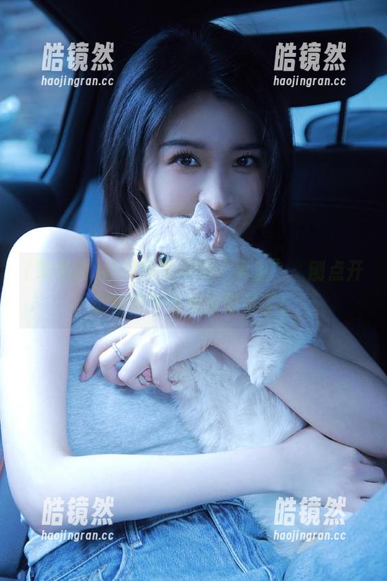 吃瓜网 吃瓜网发布的“大瓜”,刚点开就被那个转角给吸引了!