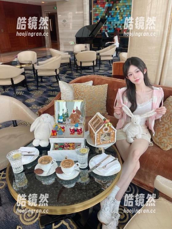 黑料不打烊 如果不登录“zztt32.ccm黑料不打烊”,无尽的八卦和秘辛就会在你眼前溜走。
